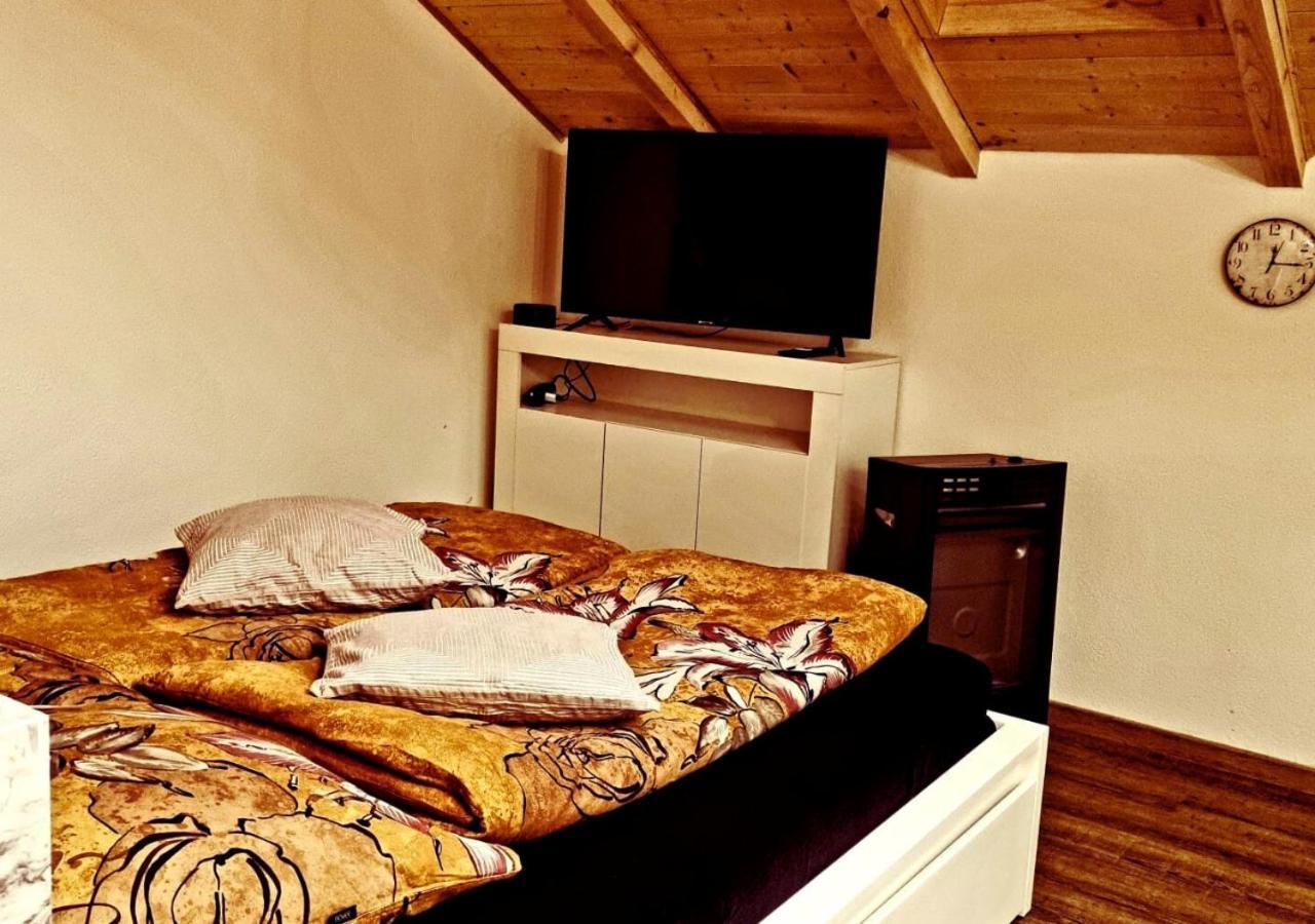 Game Changer Hof Appartment Eging Esterno foto